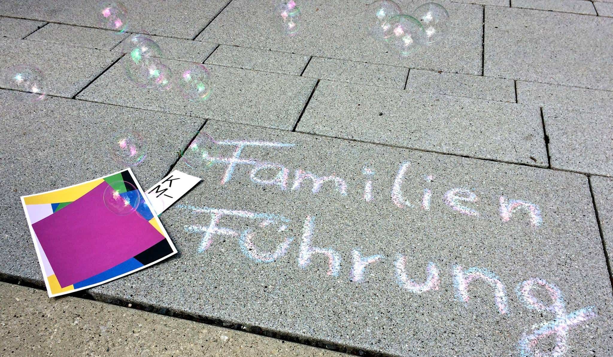 Zu Gast bei der Familienführung im Künstlerhaus, Halle für Kunst & Medien, Sa. 26. August 2017